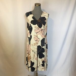 Ann Taylor Petite Cream Floral Pleated Dress